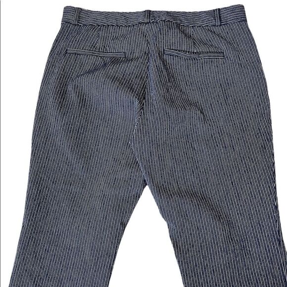 BANANA REPUBLIC Petite Jackson Fit Navy & White Pinstripe Cropped Dress Pant 10P - Picture 4 of 9